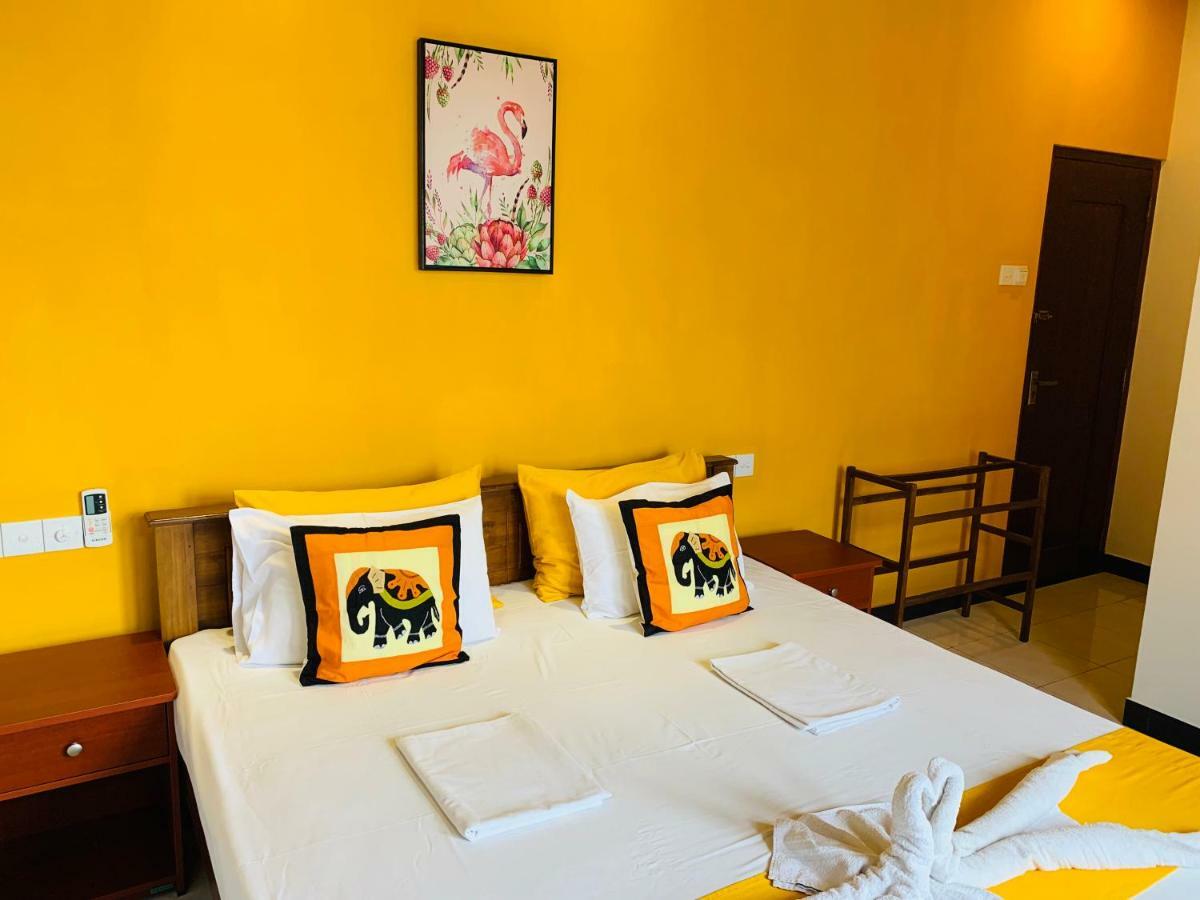 Sam'S Guest House Unawatuna Luaran gambar