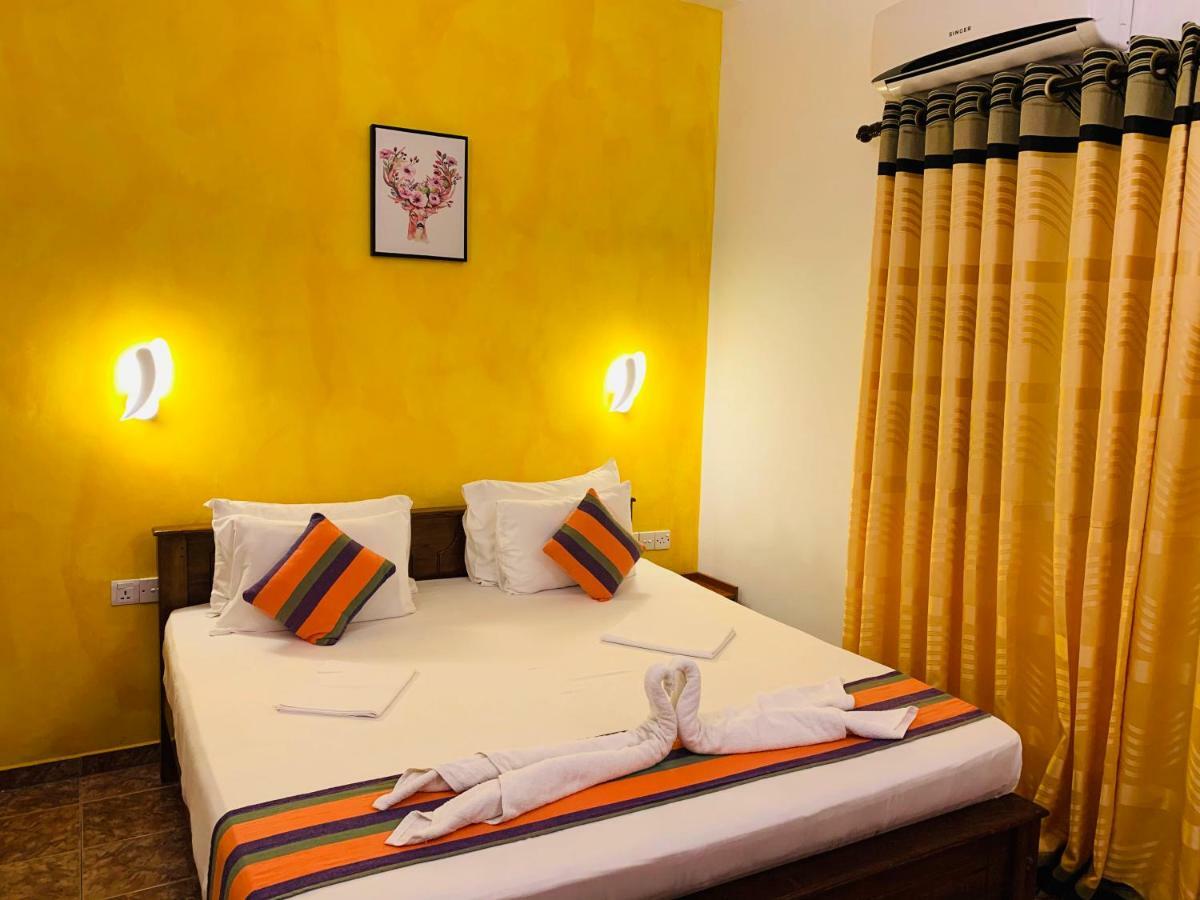 Sam'S Guest House Unawatuna Luaran gambar