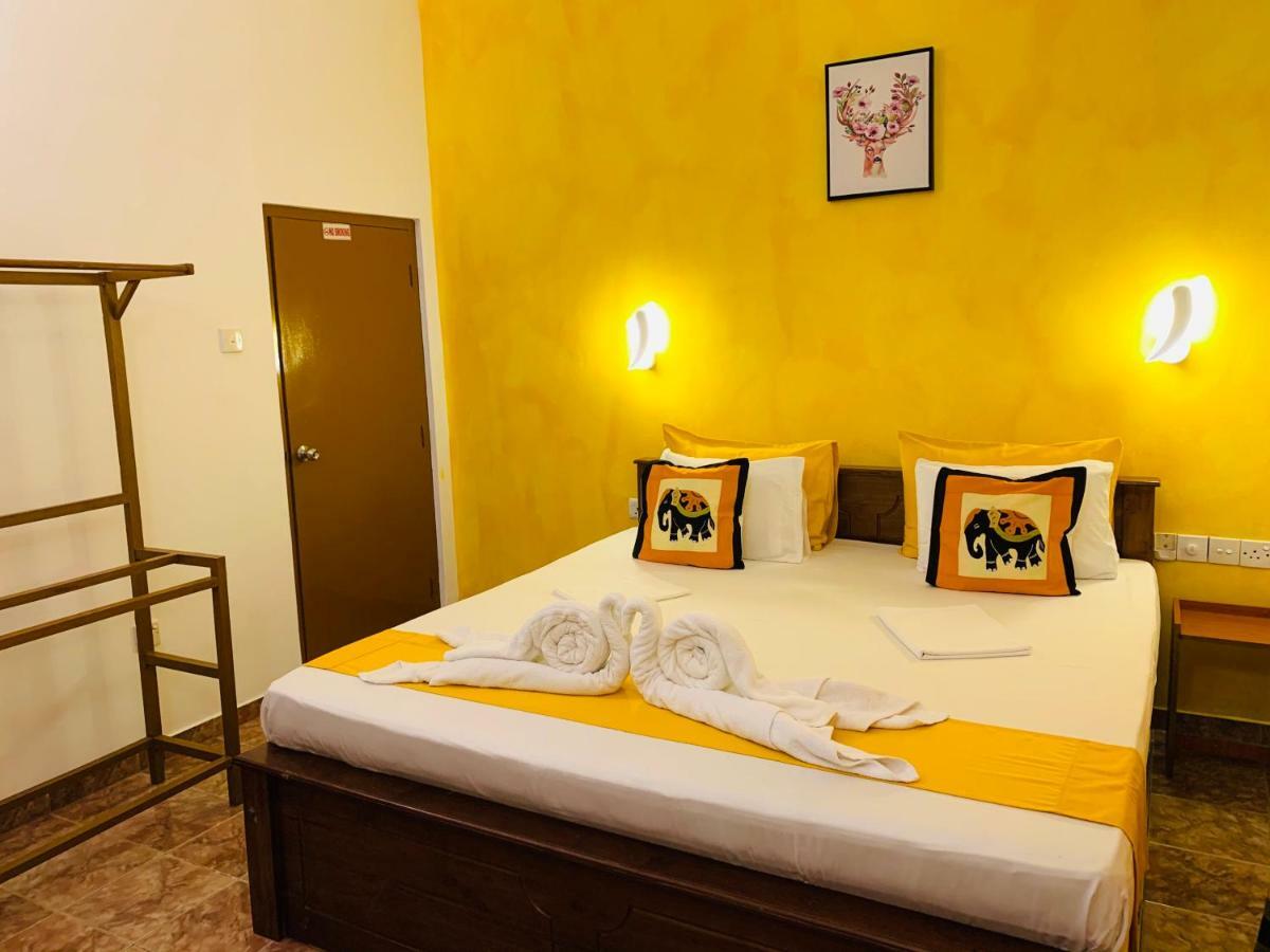 Sam'S Guest House Unawatuna Luaran gambar