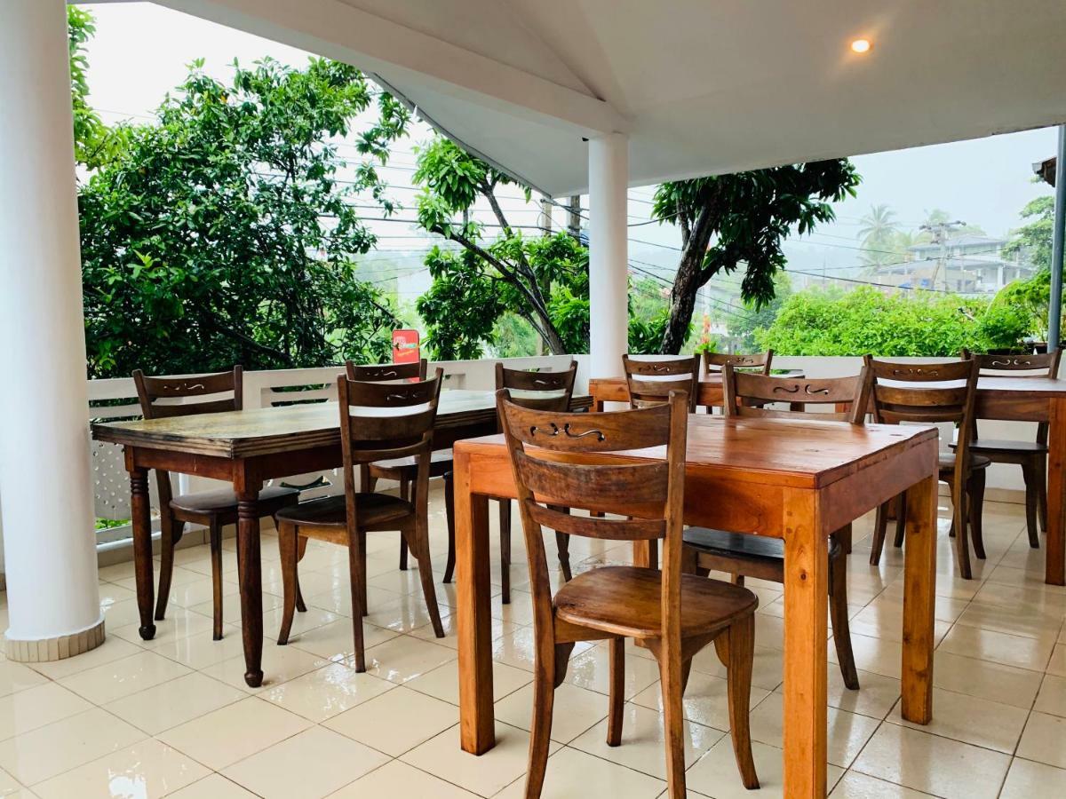 Sam'S Guest House Unawatuna Luaran gambar